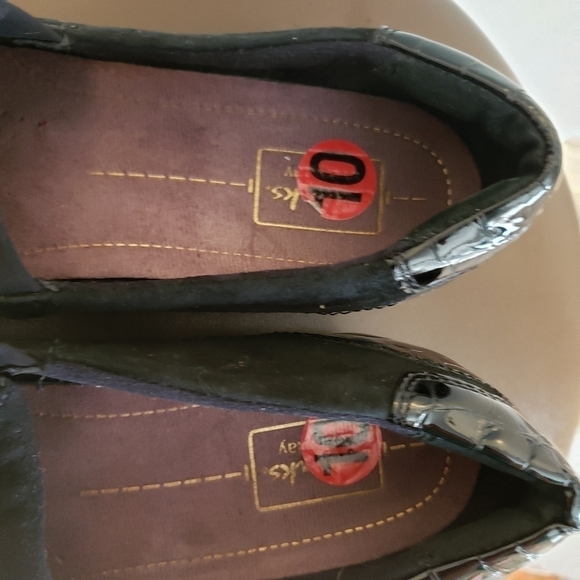 Clarks Black Faux Snakeskin Accent Suede Stretch - Picture 6 of 11